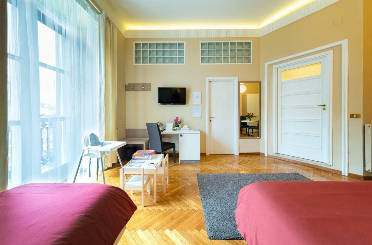 Il Ventre Di Napoli " Costantinopoli" Hotel Bagian luar foto