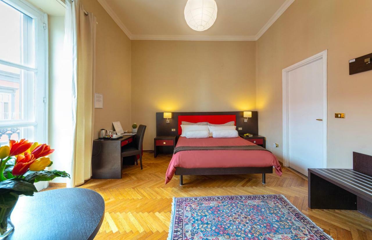 Il Ventre Di Napoli " Costantinopoli" Hotel Bagian luar foto