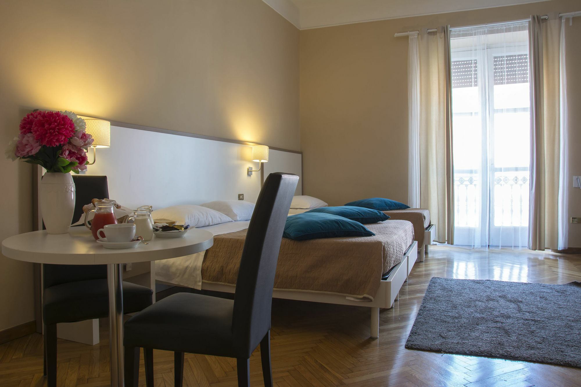 Il Ventre Di Napoli " Costantinopoli" Hotel Bagian luar foto