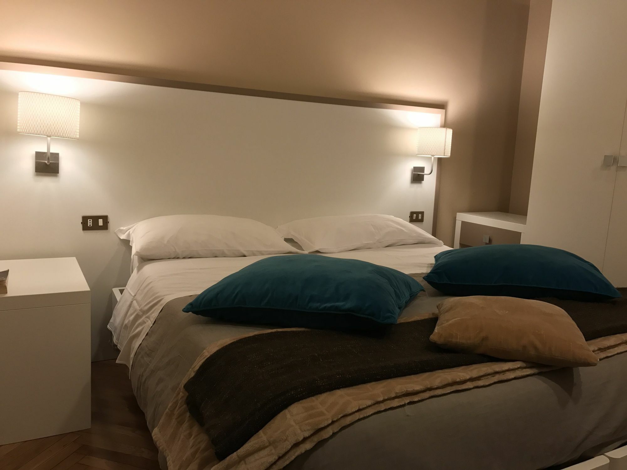 Il Ventre Di Napoli " Costantinopoli" Hotel Bagian luar foto