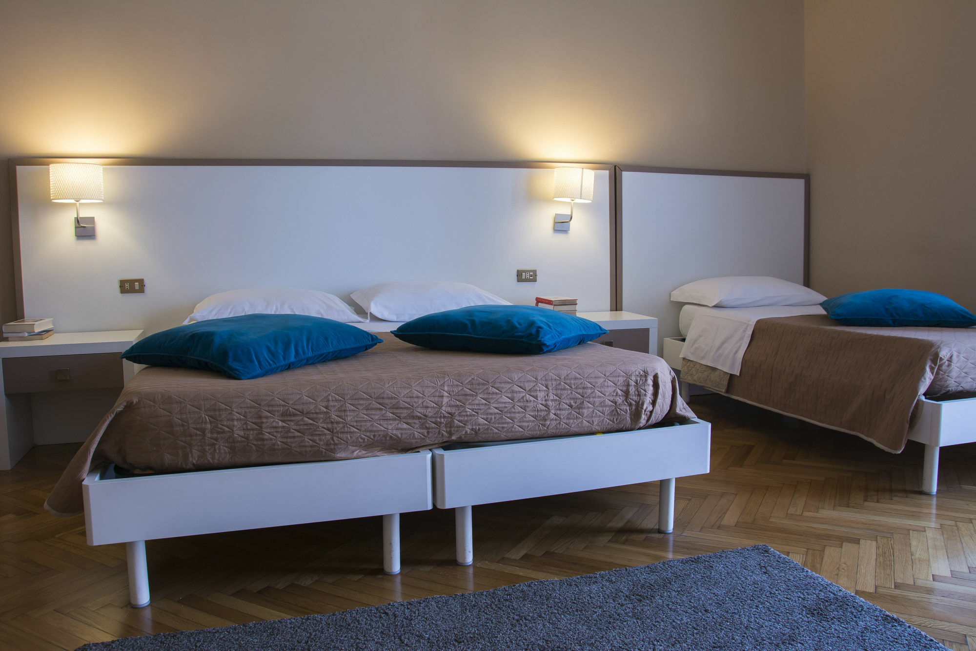 Il Ventre Di Napoli " Costantinopoli" Hotel Bagian luar foto